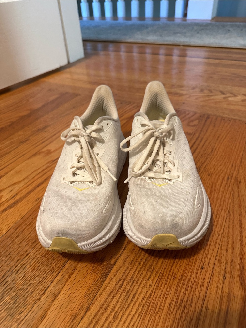 HOKA Clifton 9 Running Shoes